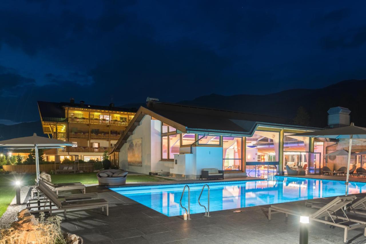 BAD MOOS - Dolomites Spa Resort Sexten Exterior foto